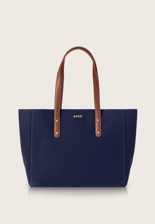  Alva, the tote